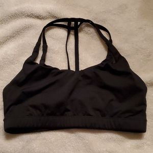 Montiel black sports bra